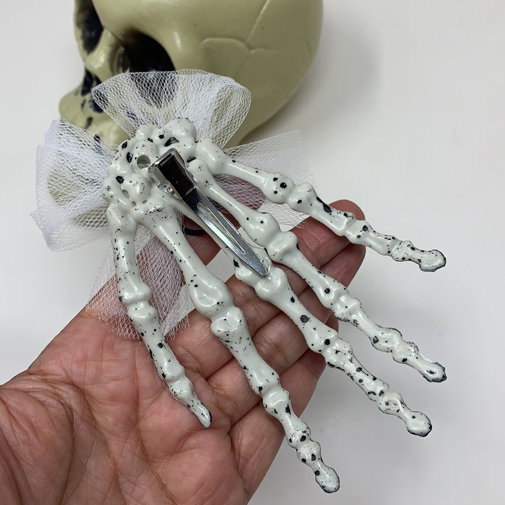 Skeleton 🕷hand hair clip Halloween Day of Dead - Picture 4 of 10